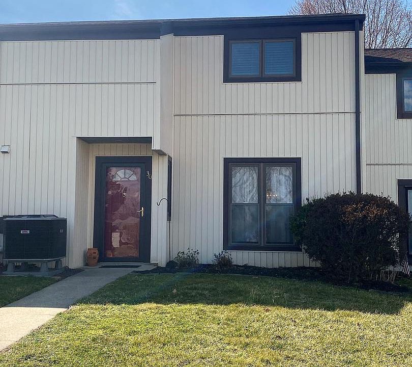 1st image of 30 Hastings Ct