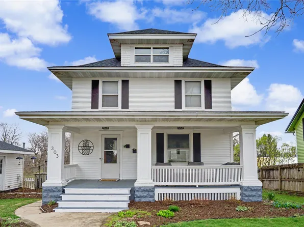 303 Ely St, Walker, IA 52352