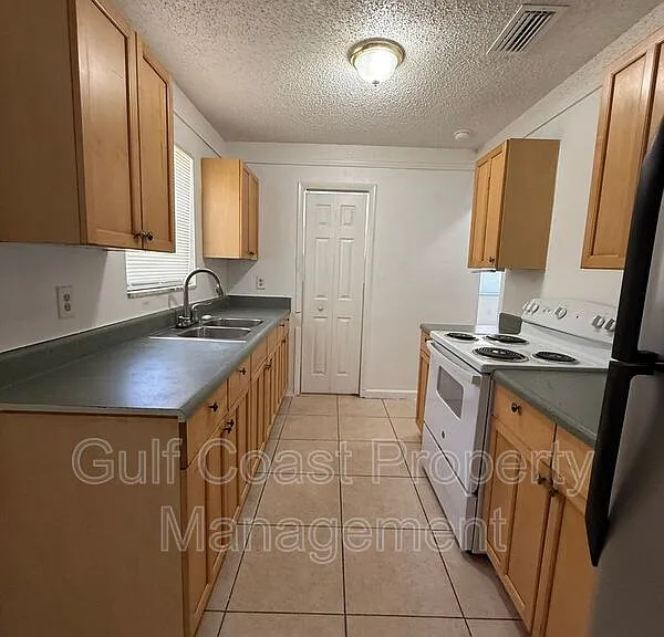 21061 Midway Blvd — Photo 14