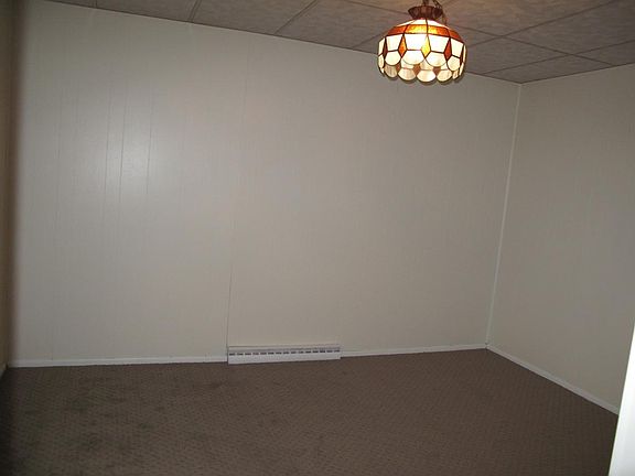 2nd image of 108 Penn Ave