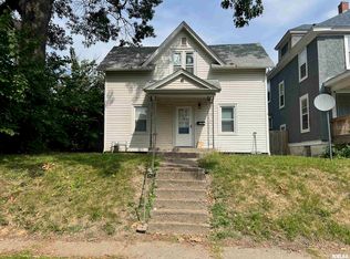 738 W 14th St, Davenport, IA