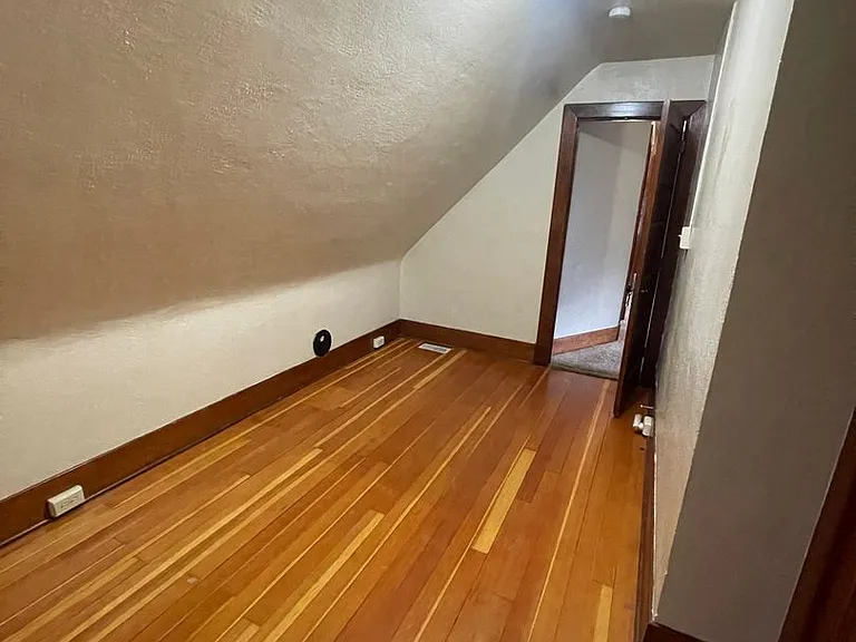 327 N Alabama St — Photo 39