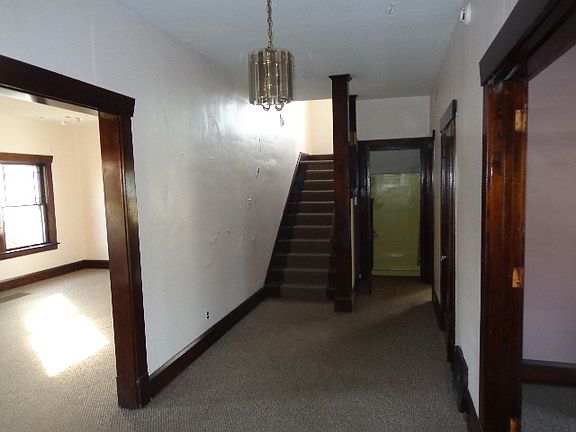 4th image of 2246 Coronado Ave