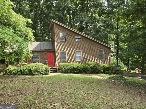 5882 Sumter Dr, Douglasville, GA 30135