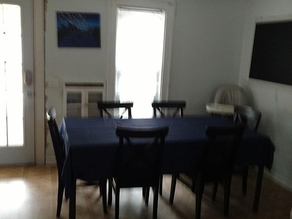 5th image of 1414 Walnut St NE