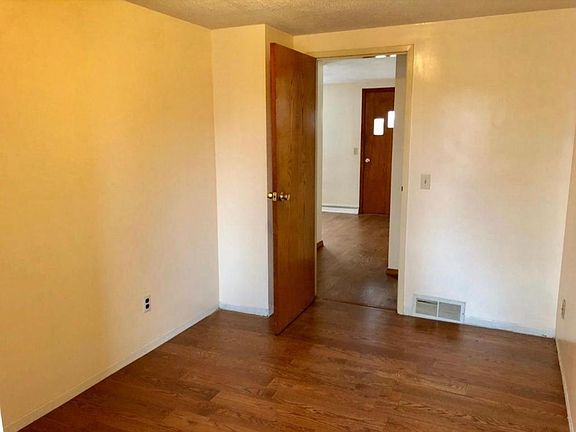 4th image of 80 Fairfield Ave Floor 1
