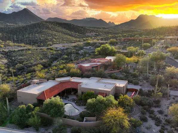 1462 N Coral Bells Dr, Tucson, AZ 85745
