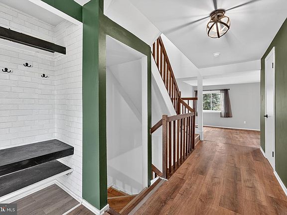 3rd image of 8570 Gwynedd Way