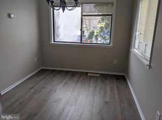 8515 Jenner Ct, Springfield, VA 22153