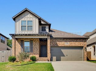 1316 Park St, Lowell, AR 72745