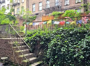 445 W 46th St APT A, New York, NY 10036