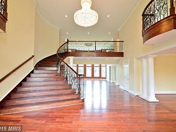 5th image of 642 Nalls Farm Way
