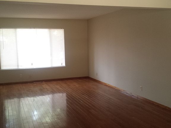 4th image of 1009 Gatter Dr
