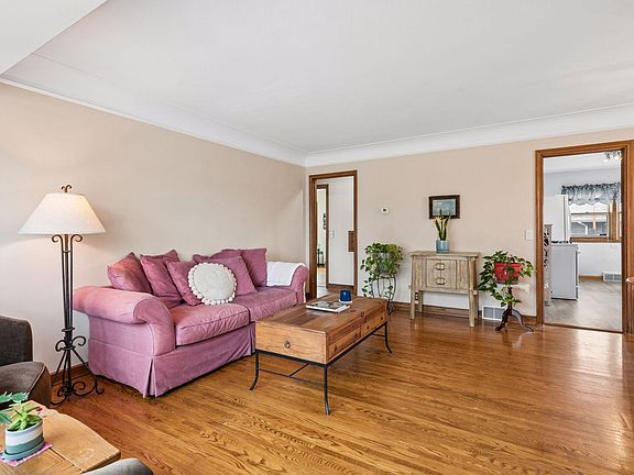 5th image of 5620 21st Ave S