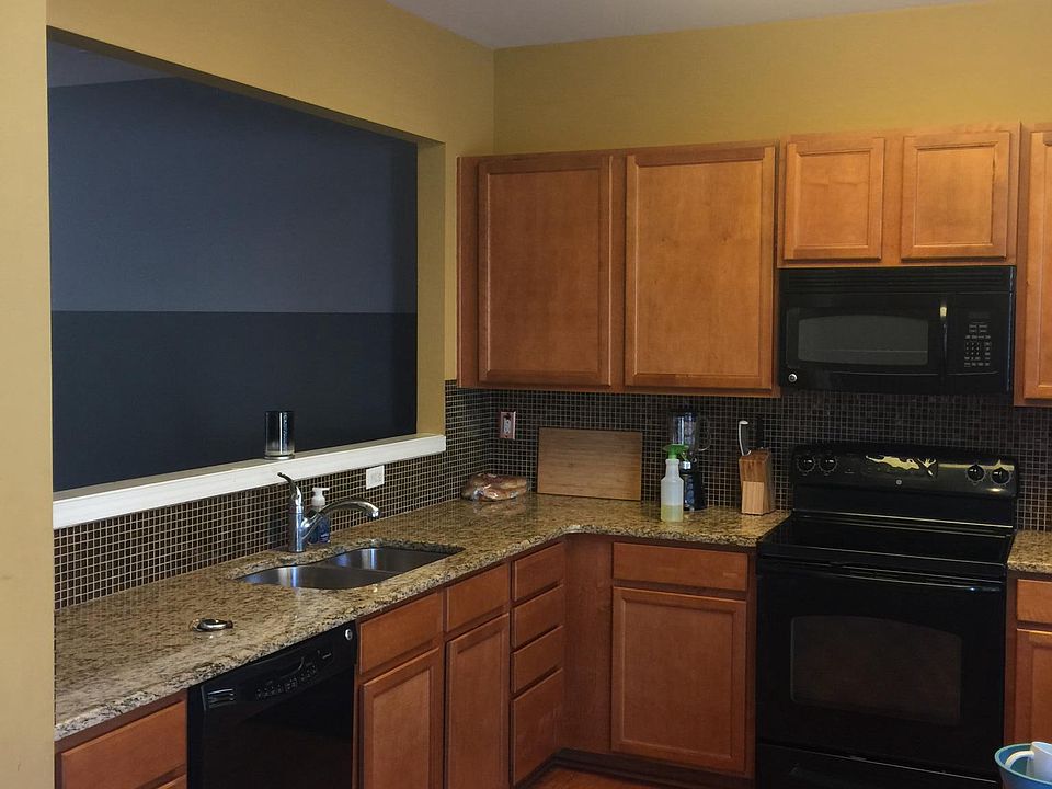2nd image of 2711 Deerwood Ln SW