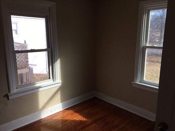 5th image of 9822 Midland Blvd