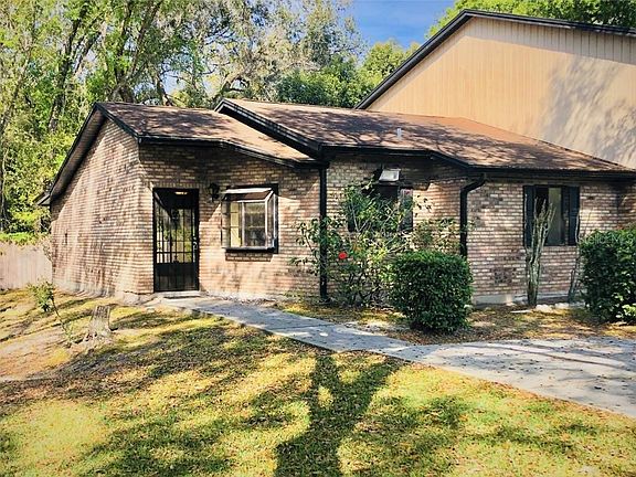 2nd image of 1760 Foxhall Cir #1760