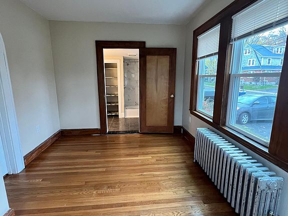 2nd image of 621 Adams St #1R
