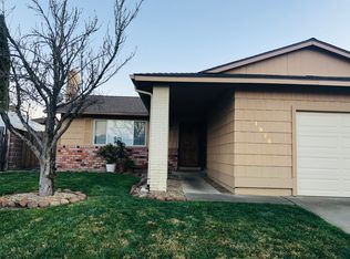 1375 Hemingway Ct, Dixon, CA 95620