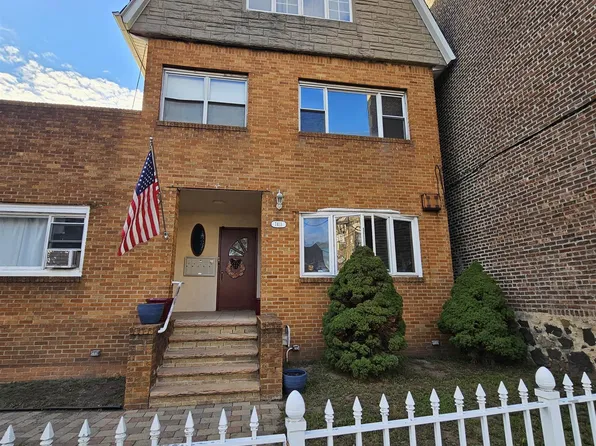 7411 Park Avenue image 1 of 12