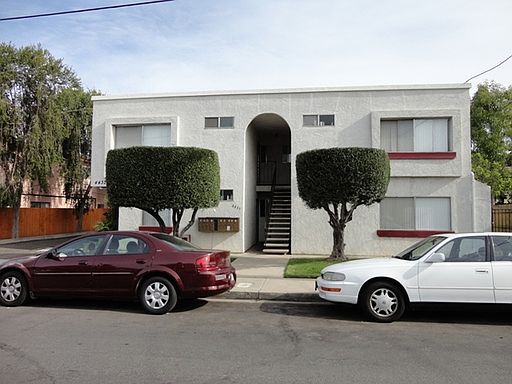 1st image of 4437 Rosebud Ln APT 2