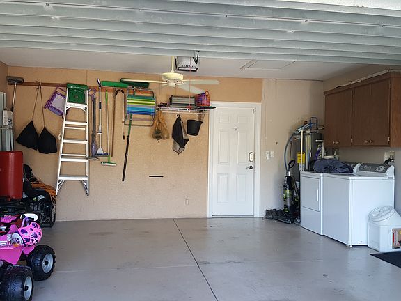 3rd image of 4820 20th Ave SE