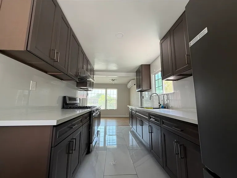 1117 S Valinda Ave — Photo 13