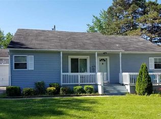 2051 Sunset Ln, Saginaw, MI 48604