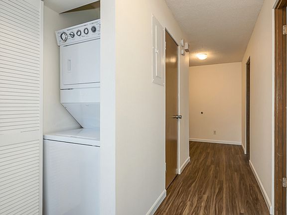 5th image of 2034 Minor Ave E #19150684
