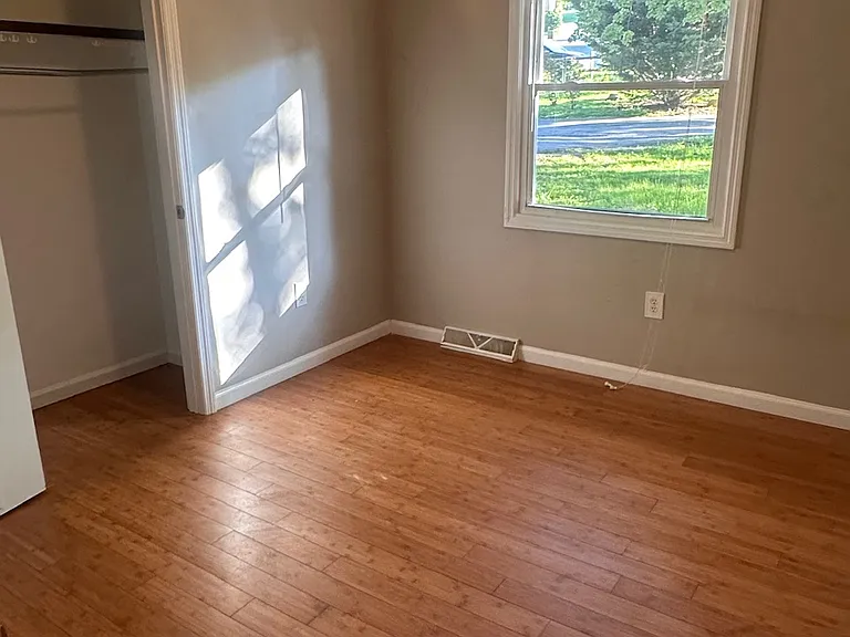 940 Glenn Bridge Rd SE — Photo 11