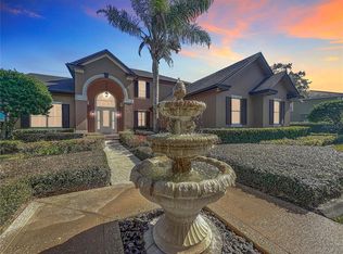 632 Long Lake Dr, Oviedo, FL 32765