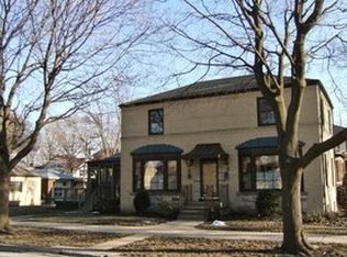 9601 S Hamilton Ave, Chicago, IL 60643