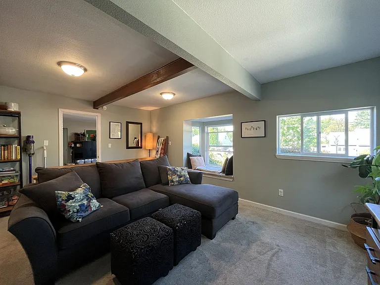 6640 NE Roselawn St — Photo 20