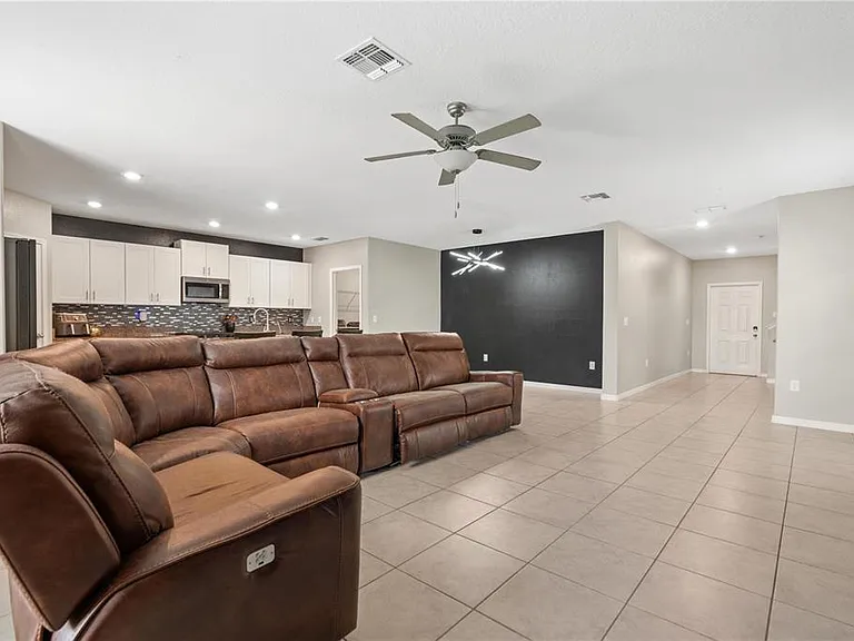 13790 Sea Bridge Dr — Photo 6