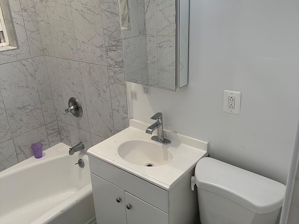 1st image of 2912 N 75th Ave APT 2E