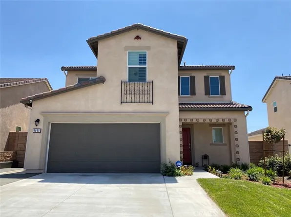 1055 Raven Ct, Calimesa, CA 92320
