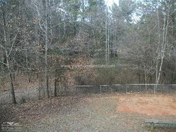 5th image of 295 Lazy Hollow Ln