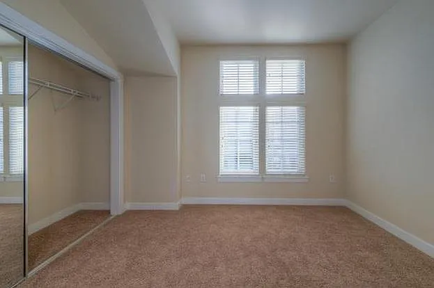 227 Grayson Ter — Photo 4