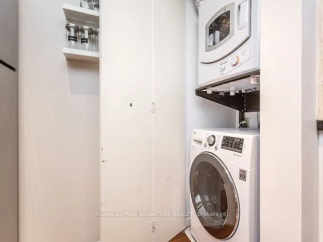 1001 Bay St #1007 — Photo 22