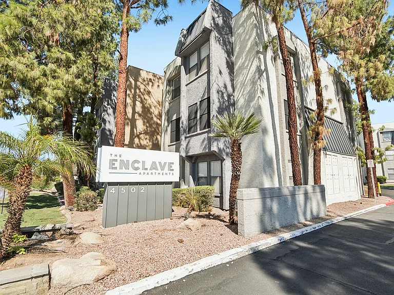 Enclave at Paradise Valley — Photo 28