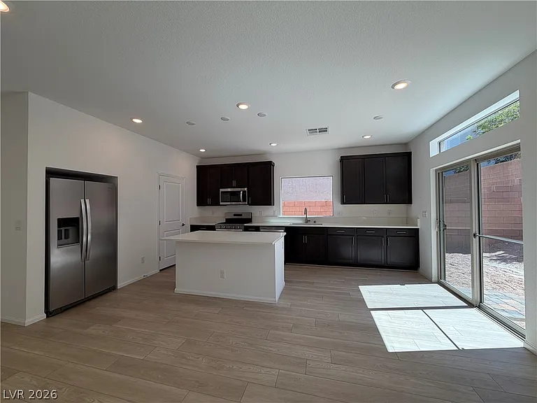10021 Cooper Mountain St — Photo 8