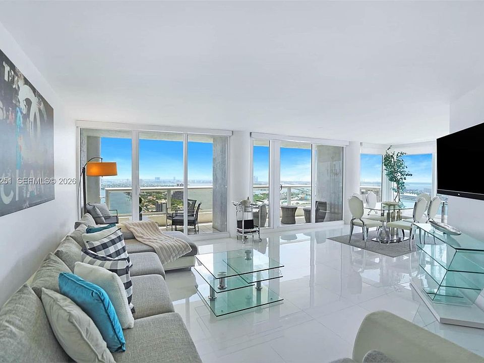 1st image of 1717 N Bayshore Dr #D-3931