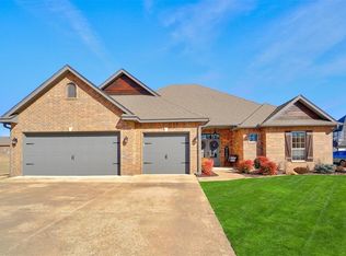 1917 Brownstone Way, Shawnee, OK 74804
