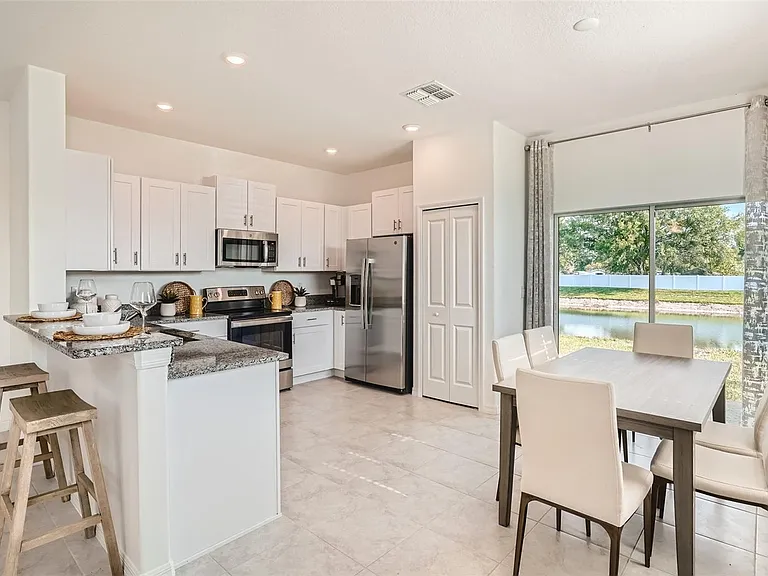 8232 Corner Pine Way — Photo 4