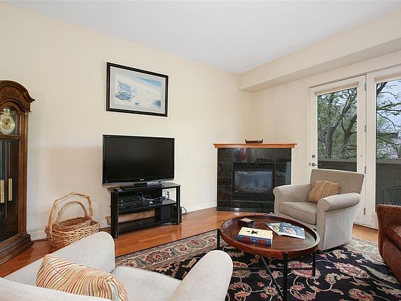 4th image of 2200 S University Blvd APT 202