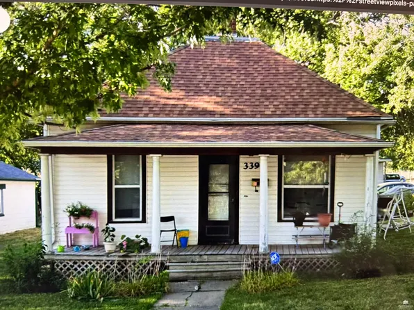 339 W Pine St, Junction City, KS 66441