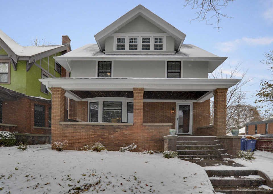 1st image of 317 Carlton Ave SE