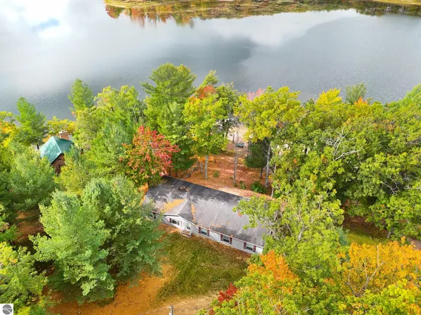 601 N Green Rd, Lake City, MI 49651