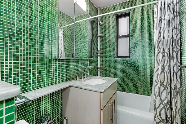 Sold by Compass | media 5