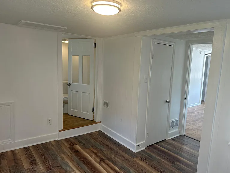 1313 Wilson St #C — Photo 14